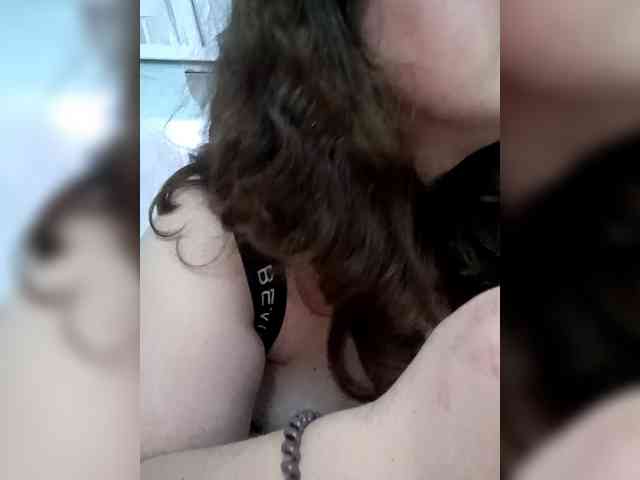 Your_favorite_couple webcam