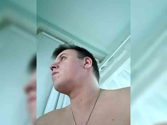 Your_favorite_couple webcam