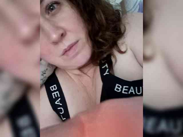 Your_favorite_couple webcam