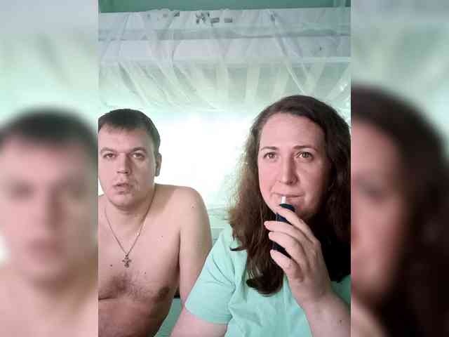 Your_favorite_couple webcam