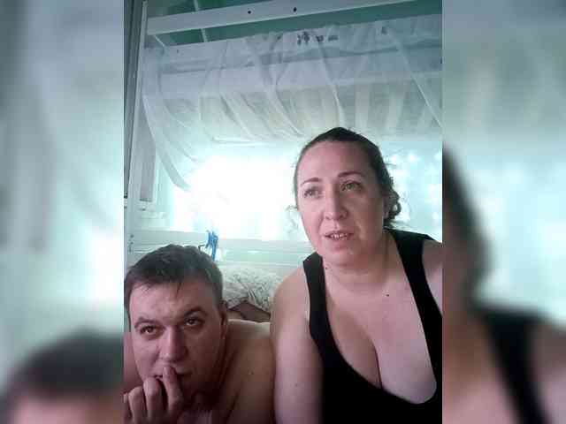 Your_favorite_couple webcam