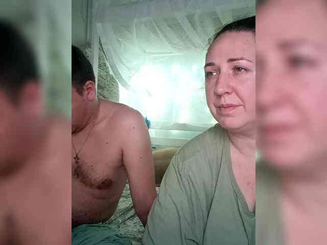 Your_favorite_couple webcam