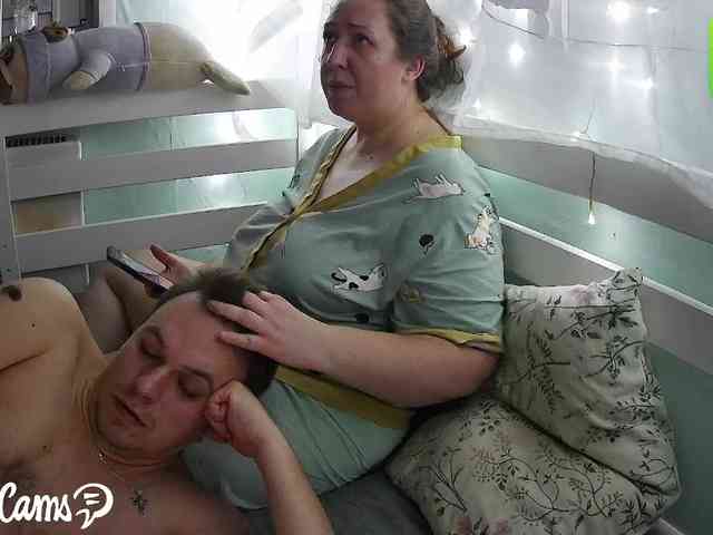 Your_favorite_couple webcam