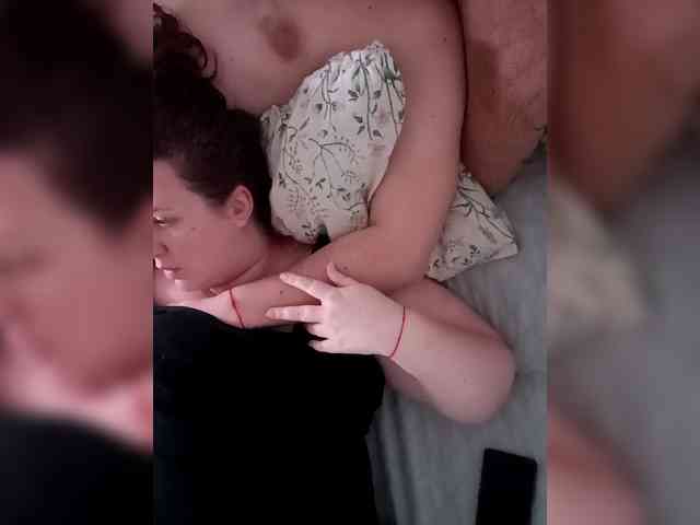 Your_favorite_couple webcam