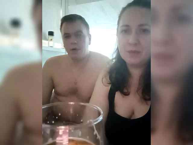 Your_favorite_couple webcam