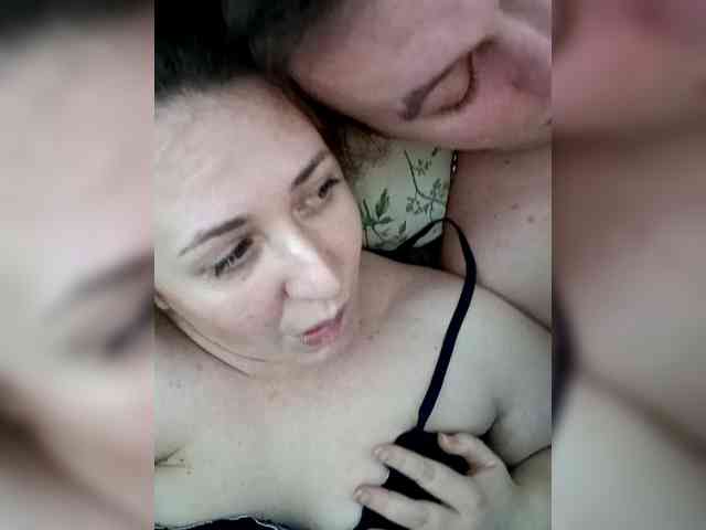 Your_favorite_couple webcam