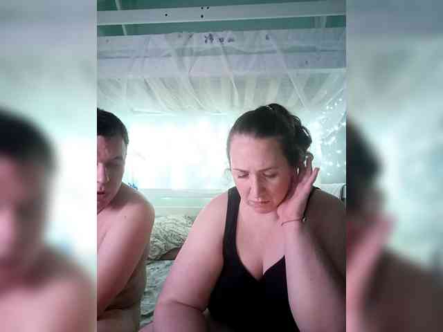 Your_favorite_couple webcam