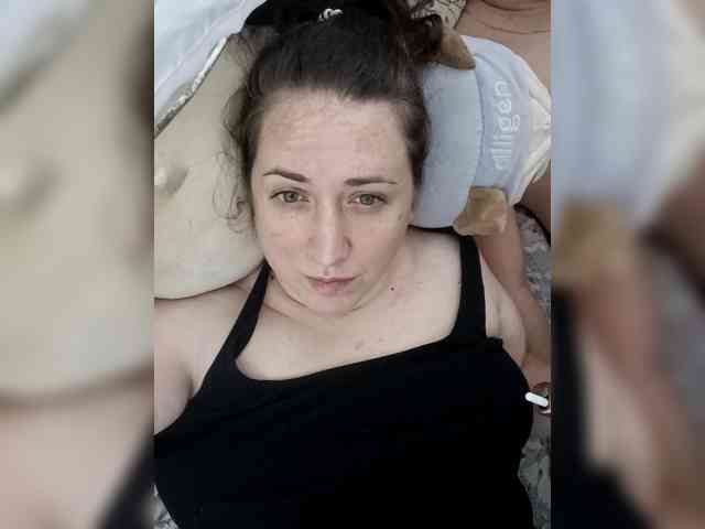 Your_favorite_couple webcam