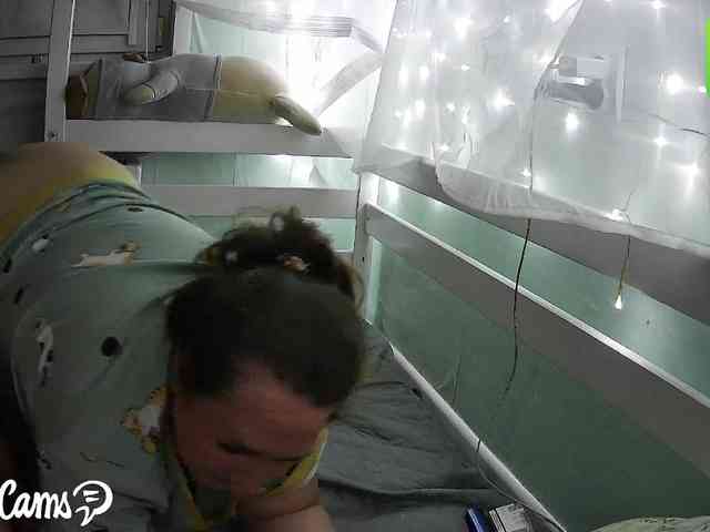 Your_favorite_couple webcam