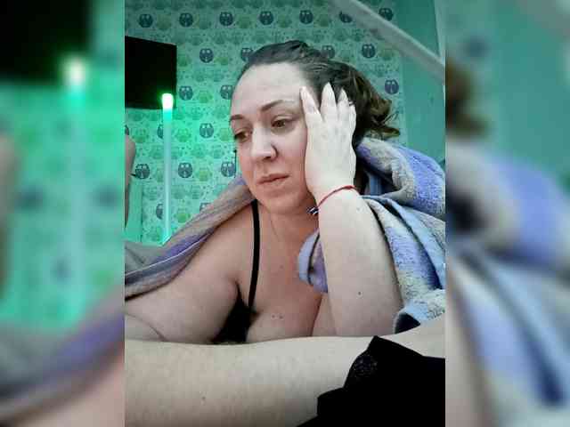 Olga372 Live Webcam on BongaCams