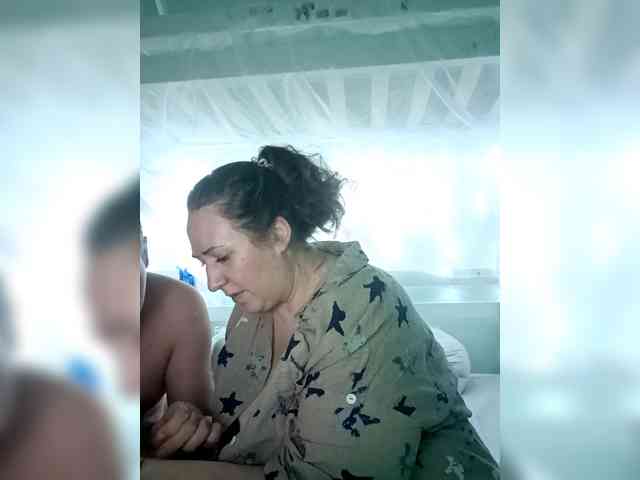 Your_favorite_couple webcam