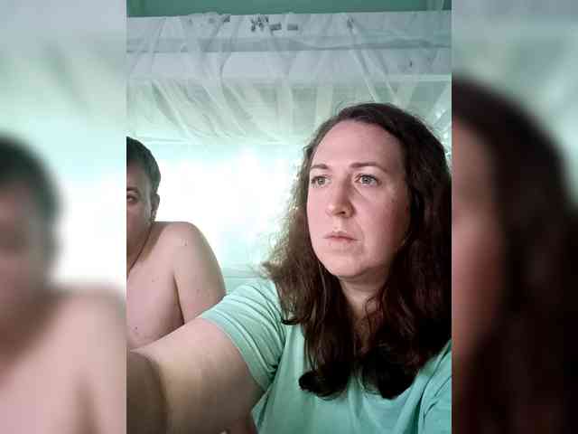 Your_favorite_couple webcam