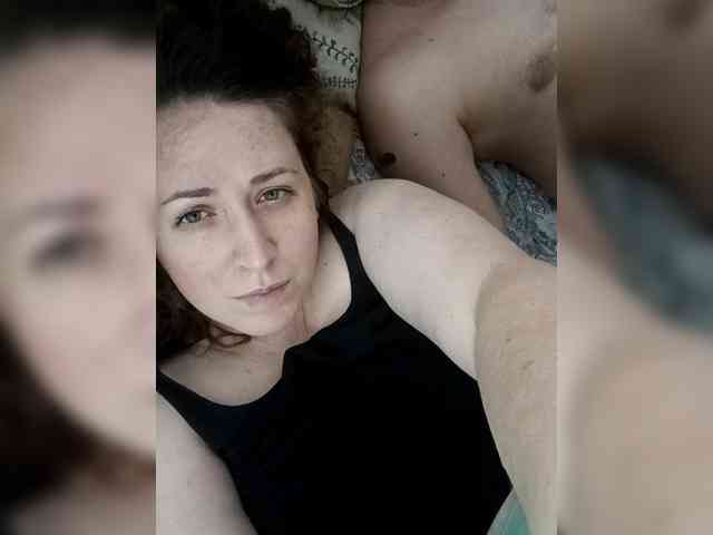 Your_favorite_couple webcam