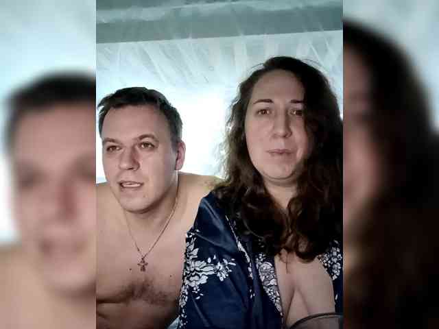 Your_favorite_couple webcam