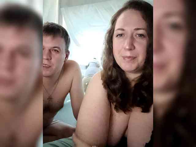 Your_favorite_couple webcam
