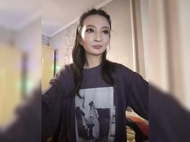 LenaMeyer's BongaCams show and profile