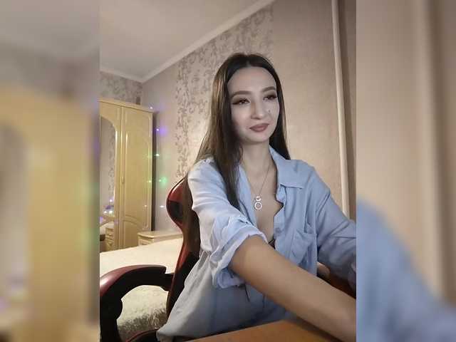 LenaMeyer's BongaCams show and profile