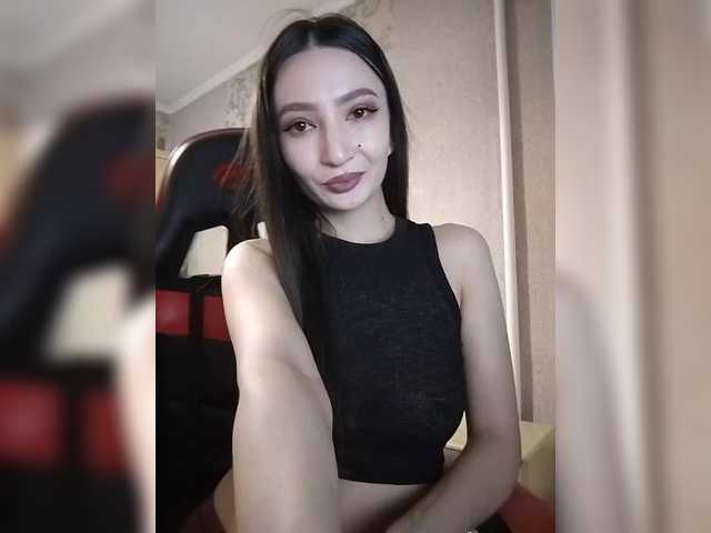 LenaMeyer's BongaCams show and profile