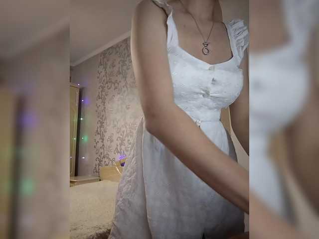 LenaMeyer's BongaCams show and profile