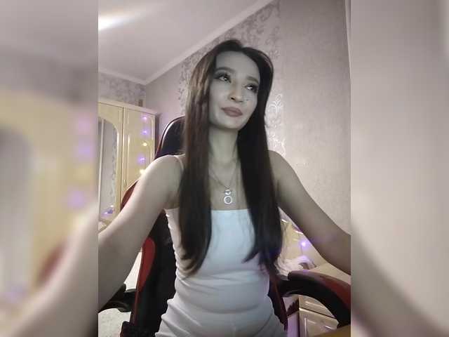 LenaMeyer's BongaCams show and profile