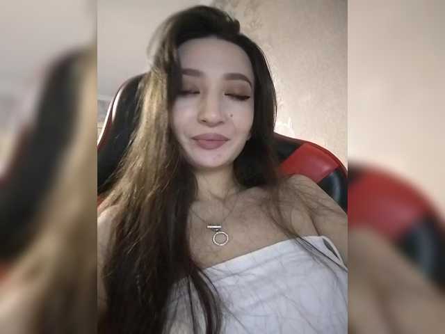 LenaMeyer's BongaCams show and profile