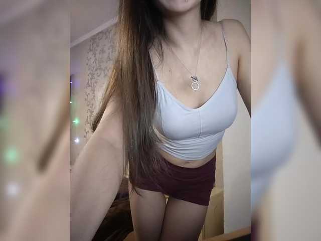 LenaMeyer's BongaCams show and profile