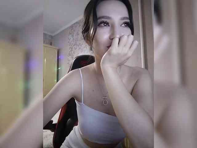 LenaMeyer Live Webcam on BongaCams