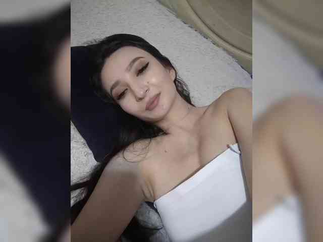 LenaMeyer Live Webcam on BongaCams