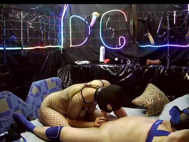 Gospozha-I-Doberman webcam