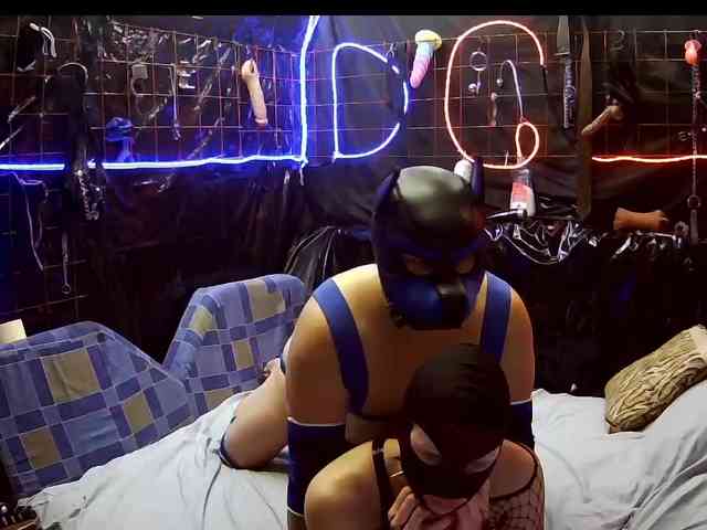 Gospozha-I-Doberman webcam