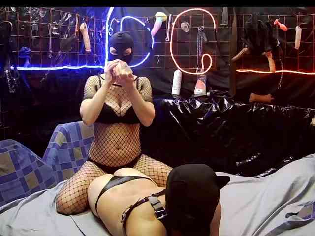 Gospozha-I-Doberman webcam