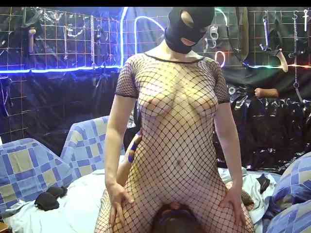 Gospozha-I-Doberman webcam