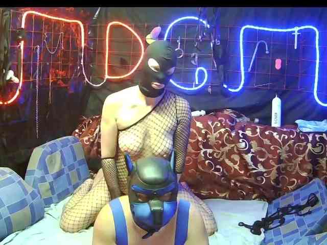 Gospozha-I-Doberman webcam