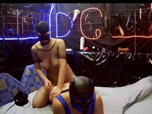 Gospozha-I-Doberman webcam