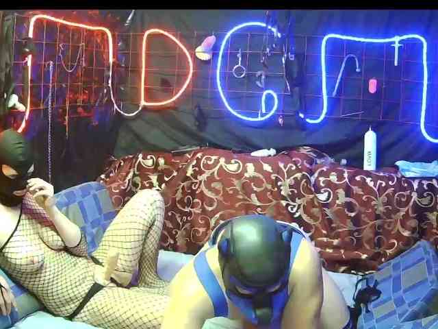 Gospozha-I-Doberman webcam