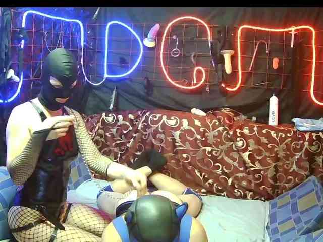 Gospozha-I-Doberman webcam