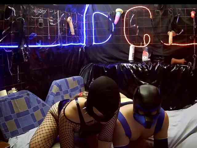 Gospozha-I-Doberman webcam