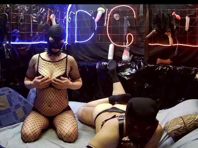 Gospozha-I-Doberman webcam