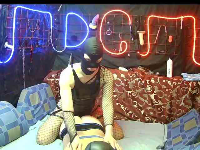 Gospozha-I-Doberman webcam