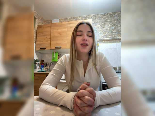 go to chat with Karluusha