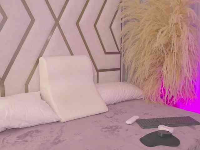 nude voyeur web cam SarahGrey