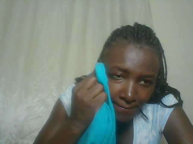 Blackqueen3's BongaCams show and profile