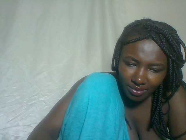 Blackqueen3's BongaCams show and profile