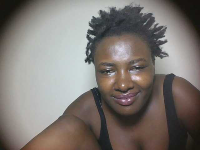 Blackqueen3's BongaCams show and profile