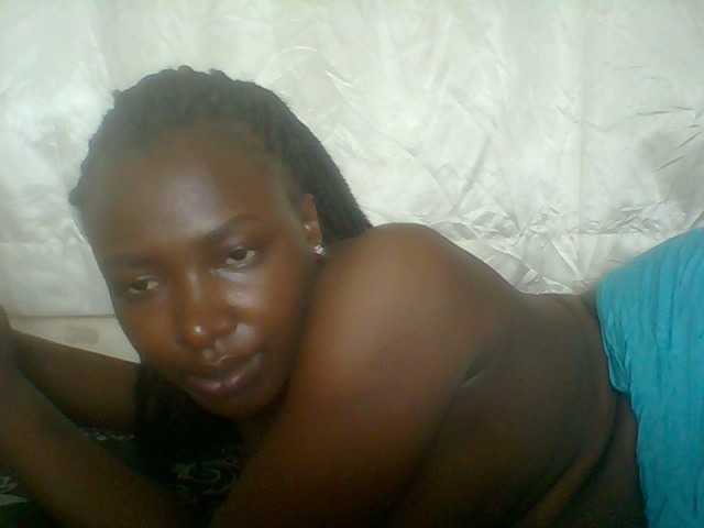 Blackqueen3's BongaCams show and profile