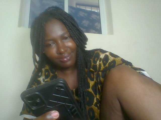 Blackqueen3's BongaCams show and profile