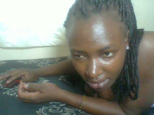 Blackqueen3's BongaCams show and profile