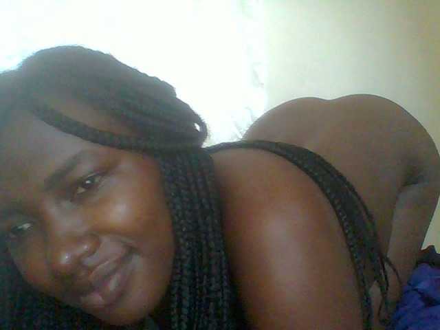 Blackqueen3's BongaCams show and profile