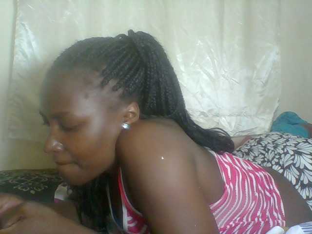 Blackqueen3's BongaCams show and profile