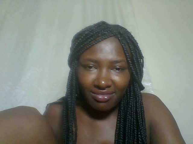 Blackqueen3's BongaCams show and profile